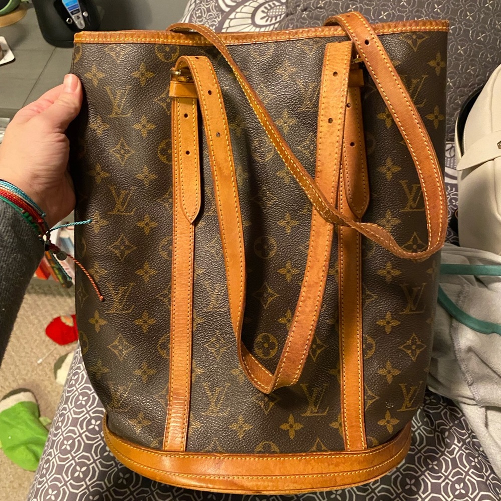 Louis Vuitton bucket tote GM Vintage
